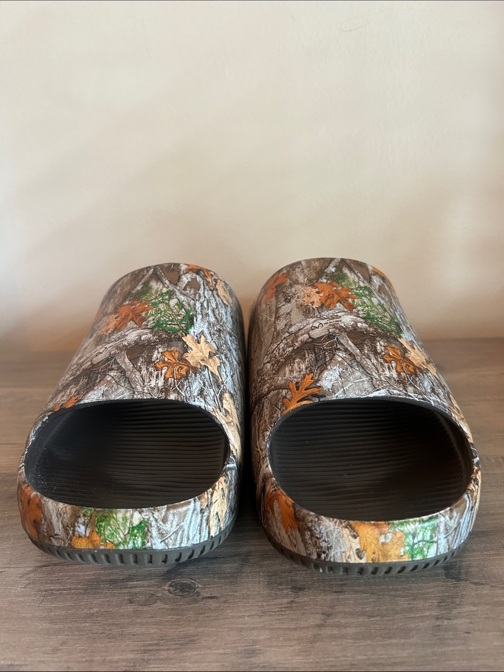 Nike RealTree Camo Slide Sandals - Brown/Green - Picture 2 of 3